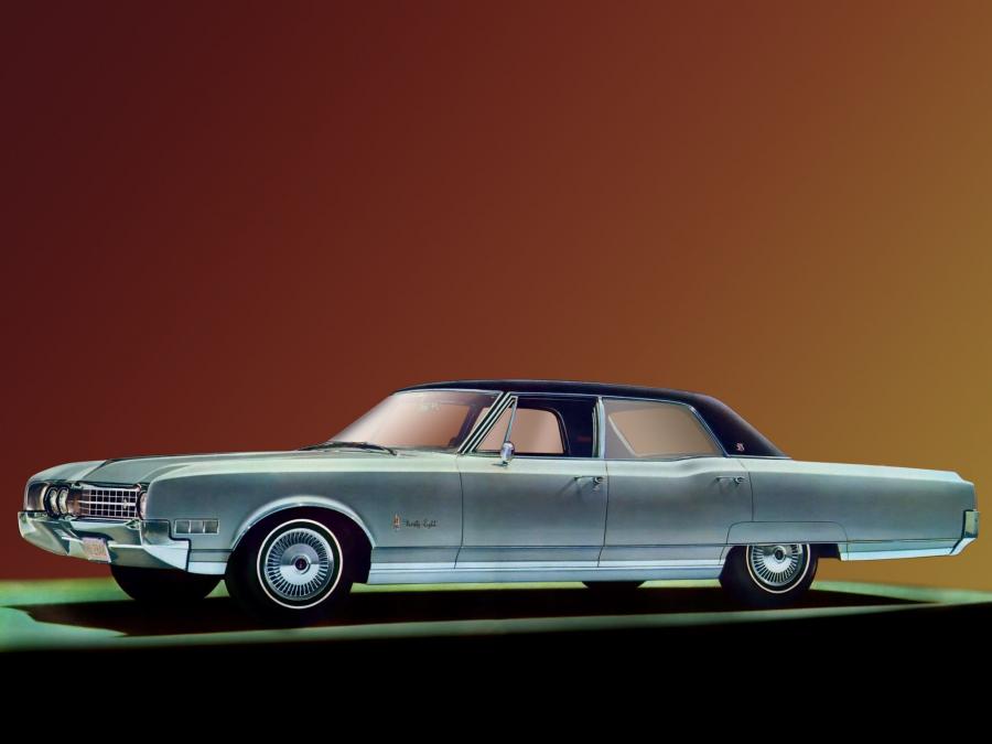 Oldsmobile 98 Luxury Sedan '1966
